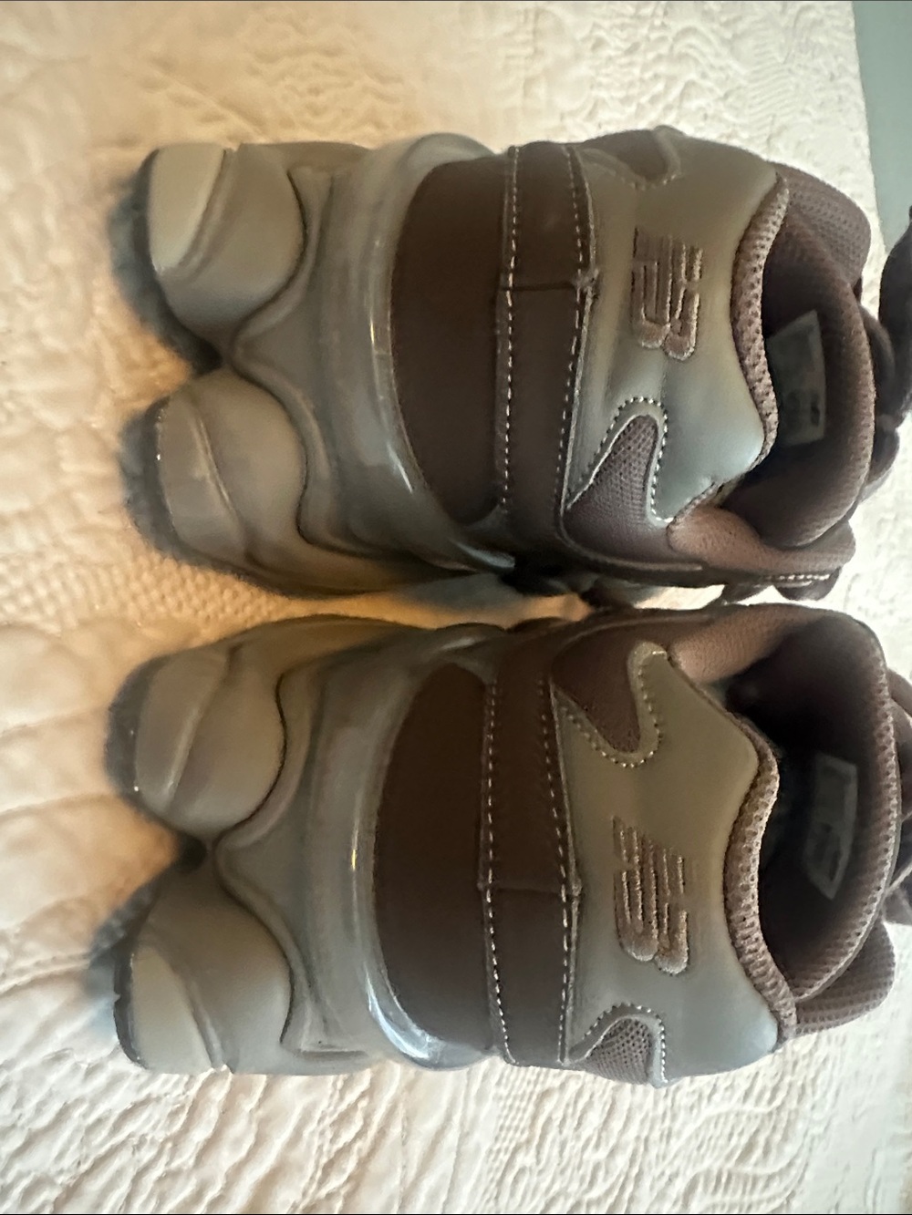 New Balance 9060 Unisex Cortado Brown sz W9.5 - Picture 4 of 5